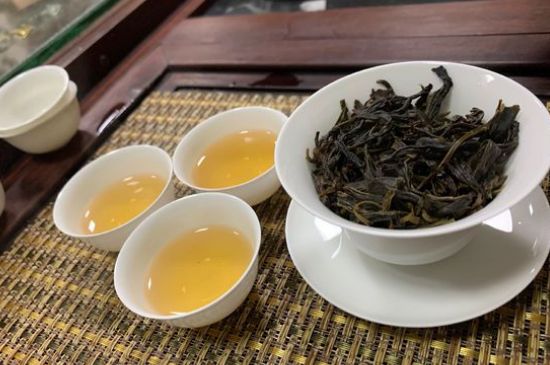 哪些茶適合泡功夫茶，功夫茶應(yīng)該配什么茶葉