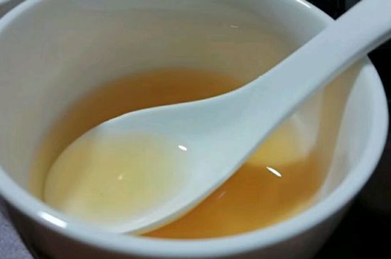 大紅袍第一泡要倒掉嗎，洗茶水需倒掉但第一泡出湯