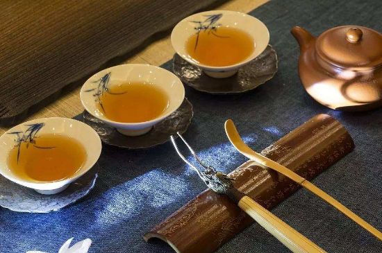 哪些茶適合泡功夫茶，功夫茶應(yīng)該配什么茶葉