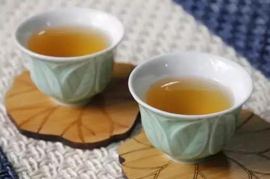 茶的三個(gè)禮儀，茶的禮儀小知識(shí)