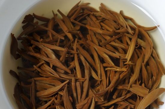 好壞金駿眉圖片對比，怎么挑選金駿眉茶葉