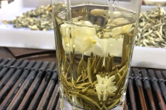 茉莉花花茶能煮嗎，喝茉莉花茶適合煮好還是泡好？