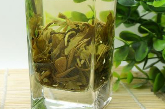 茉莉龍珠茶男人能喝嗎，男性夏季可以喝龍珠茶嗎