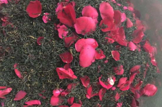 玫瑰花泡水喝的9大禁忌，喝玫瑰花茶有什么禁忌