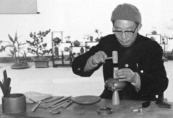 景舟八式紫砂壺圖片及名稱，經(jīng)典壺型顧景舟八式值多少錢？