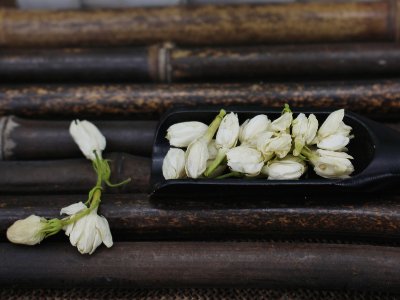 茉利花茶有什么功效作用，不適合什么人喝？