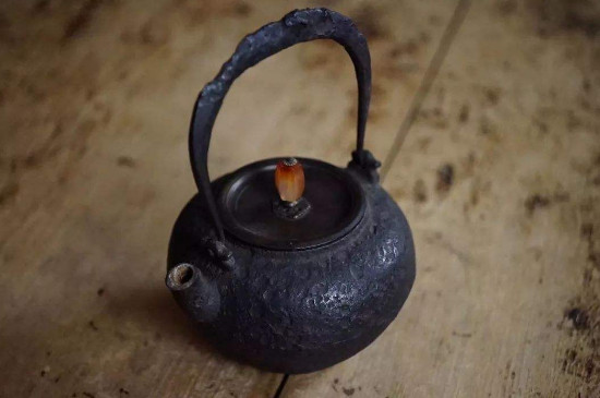 不要使用日本鐵壺?zé)毡捐F壺騙局