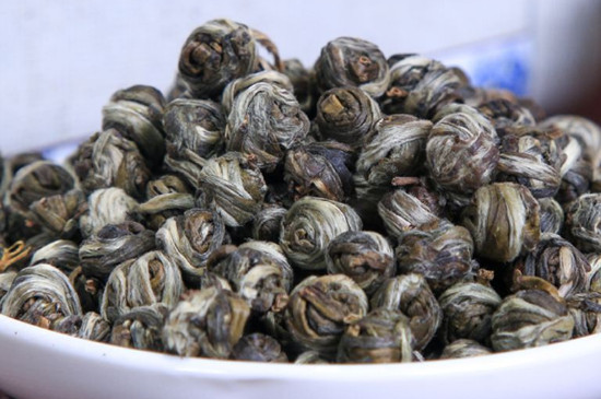 茉莉龍珠一次泡幾顆，茉莉龍珠一一杯放幾顆