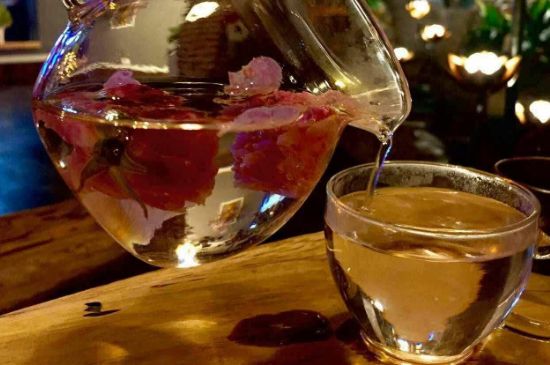 好玫瑰花茶多少錢(qián)一斤啊，玫瑰花茶價(jià)格多少錢(qián)合理？