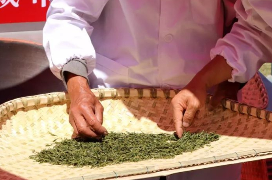 綠茶加工工藝流程圖，綠茶的加工制作包含哪幾個(gè)步驟？