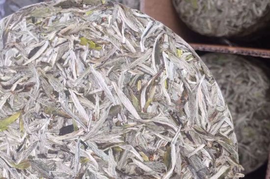 7年壽眉和2年白牡丹哪個好，老白茶壽眉與白牡丹的口感區(qū)別