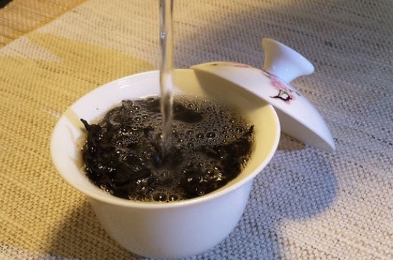 大紅袍茶葉好嗎？大紅袍被譽(yù)為“茶中之王”！