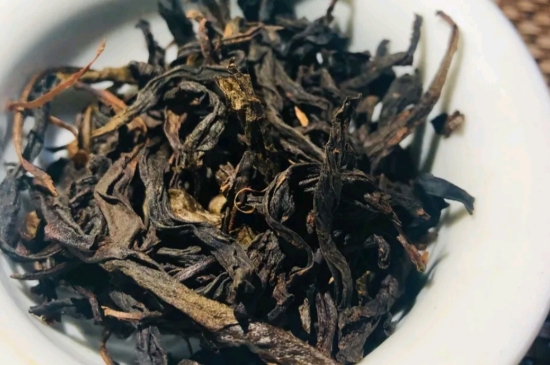 長期喝巖茶會(huì)上火嗎？巖茶這樣喝了容易上火！