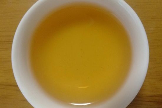 肉桂茶和大紅袍哪個貴，武夷山肉桂與大紅袍的價格比較