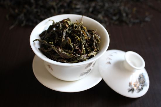 鋸朵仔跟鴨屎香哪個貴，鋸朵子和鴨屎香哪個好喝？