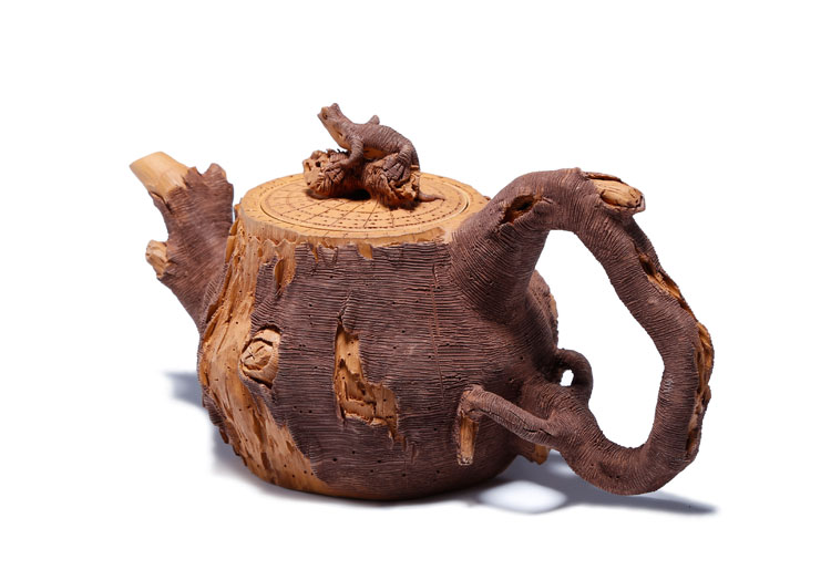 仿木外皮紫砂壺，創(chuàng)意木樁手工雕刻紫砂壺